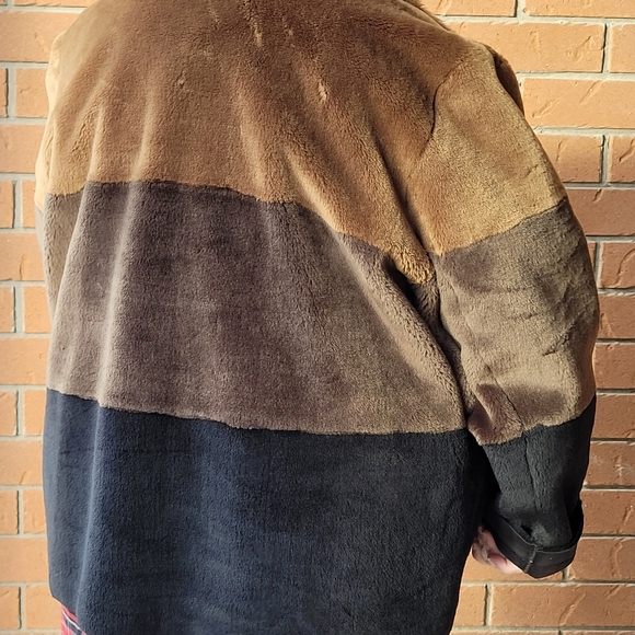 (4X) Brown Faux Suede/Faux Fur Coat - Picture 4 of 6